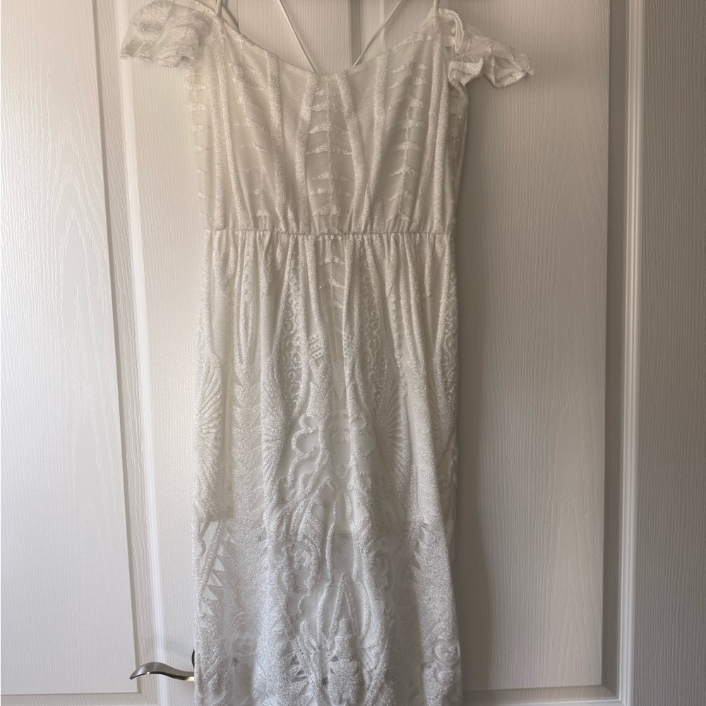 Elegant White Lace Dress